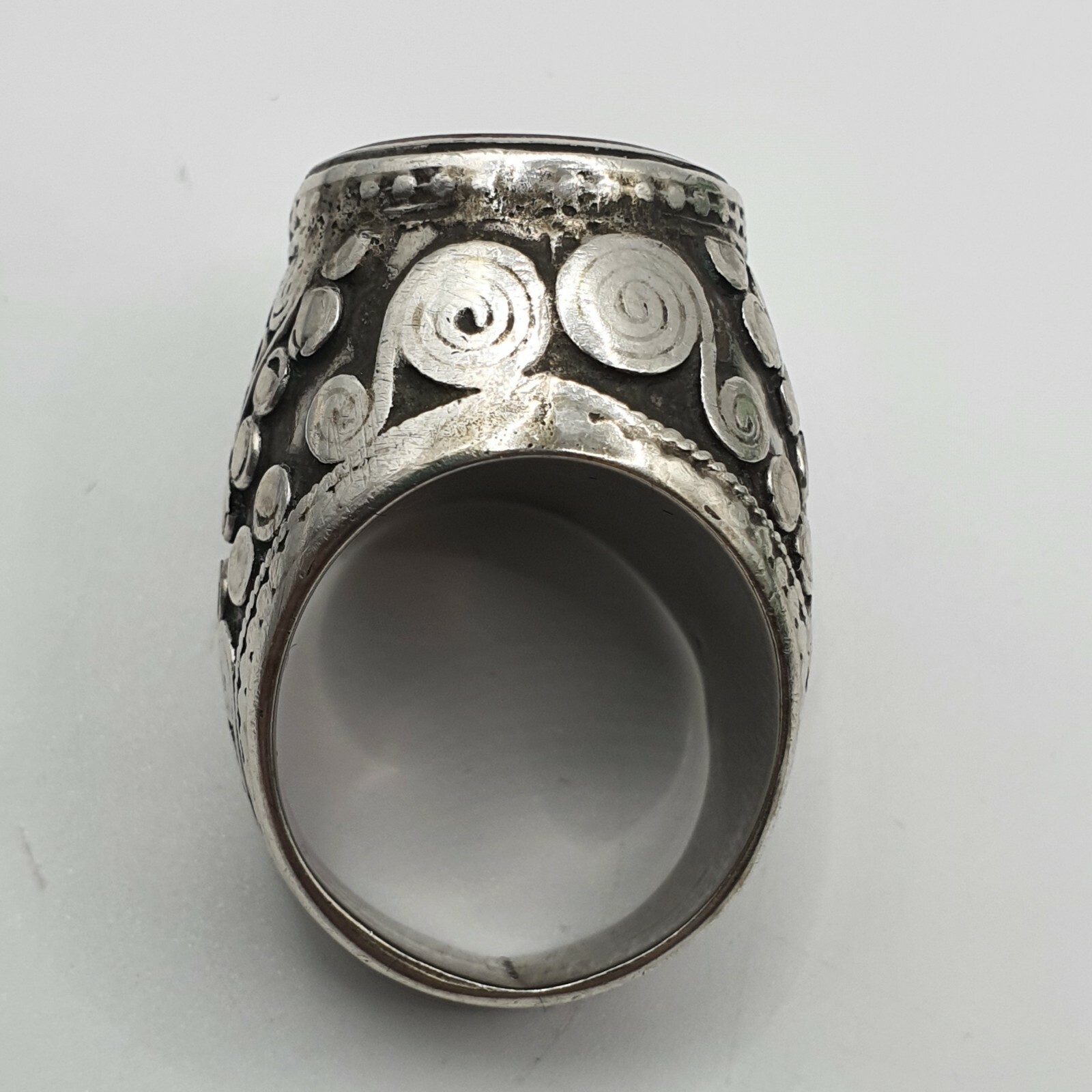 Photo 9 of Solid Silver Carnelian Ring Size Q to R, ottoman seal ring Uzbek turkmen  (R47)
