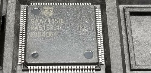 Philips SAA7115HL Enhanced Video Input Processor EVIP - qty 17 - NEW - Picture 3 of 4