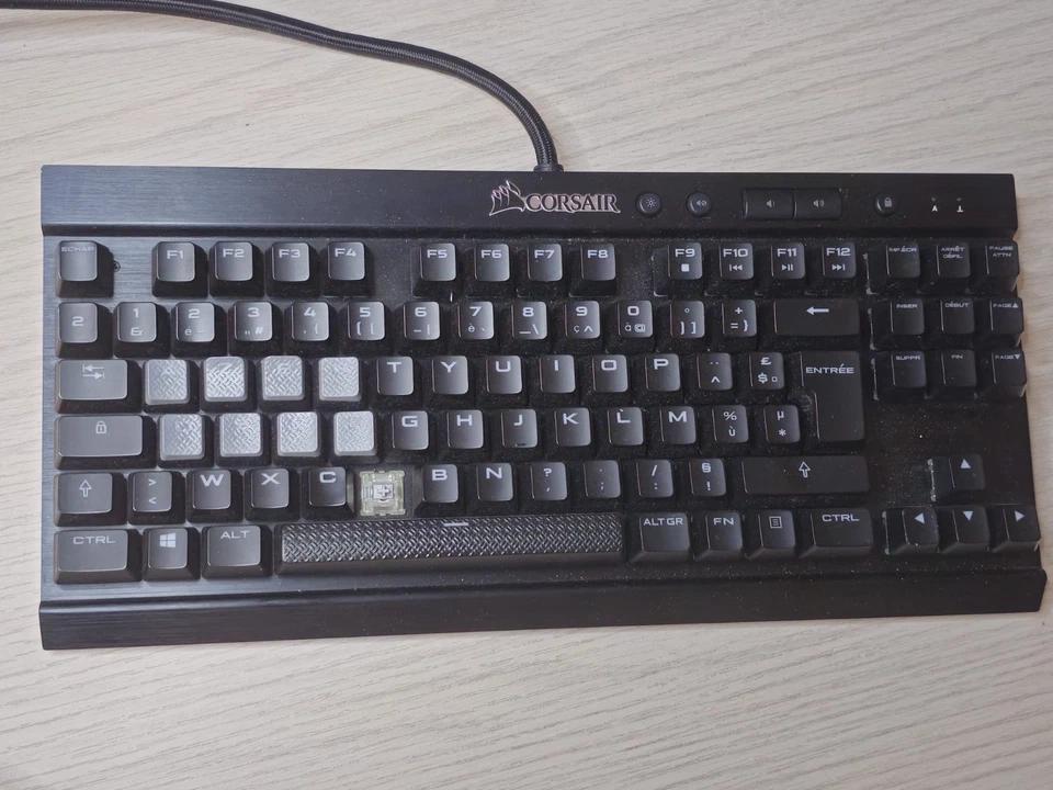 Corsair K65 Rapidfire Mechanische Gaming Tastatur MX | AZERTY | FR | - Bild 3 von 4