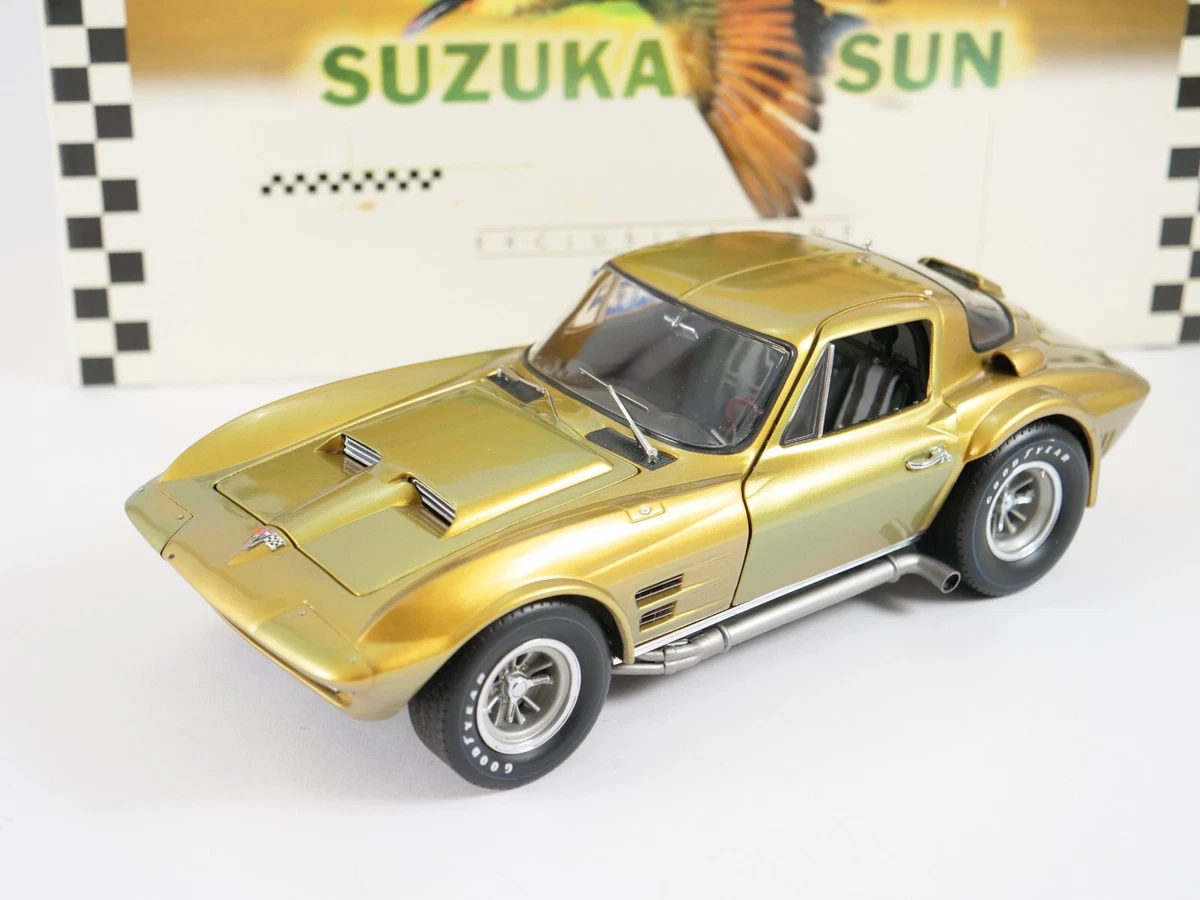 Exoto 1/18 DC21823U - Chevrolet Corvette Grand Sport #12 Blanche - Miniature