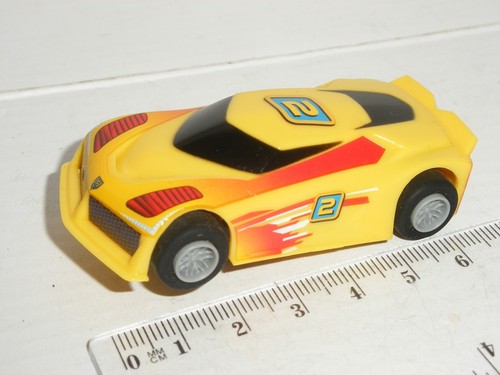 9V Micro Scalextric - Hyper Car gelb #2 - Nr. Neuwertig