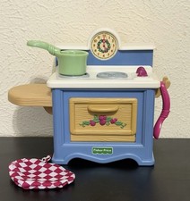 1998 Fisher Price Briarberry Bears Collection Kitchen with Accessories