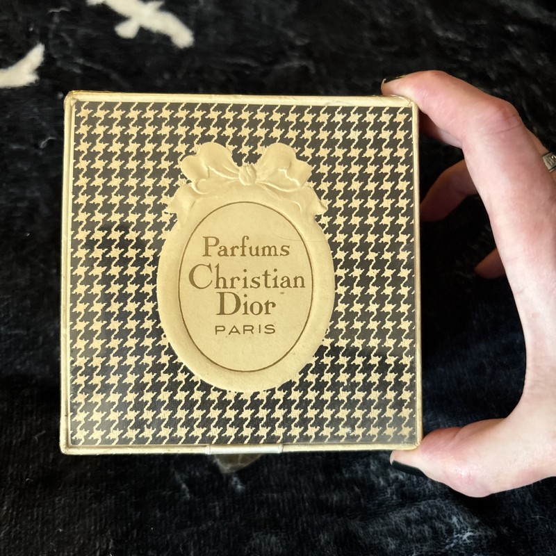 Vintage Christian Dior -Miss Dior - Dusting Powder- 8 Oz -NIB and sealed
