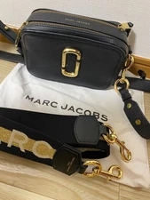 Great deal MARC JACOBS camera bag with separate shoulder strap