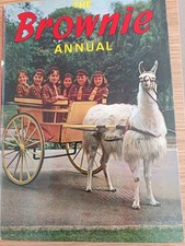 1967 Brownie Annual Book Average Condition Unclipped Some Pages Damaged See Pics