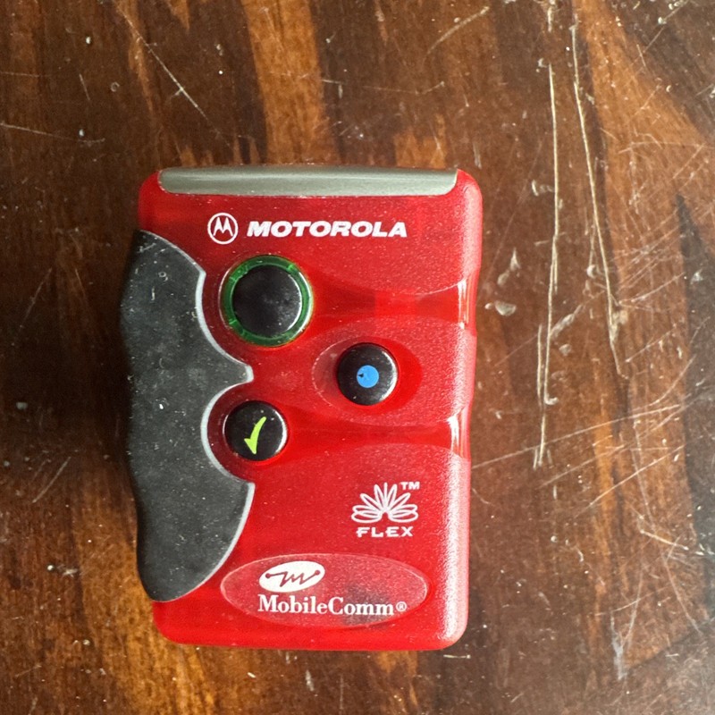 Motorola FLEX Air Touch Pager/beeper Powers Up Music, Display Lights Up. Parts