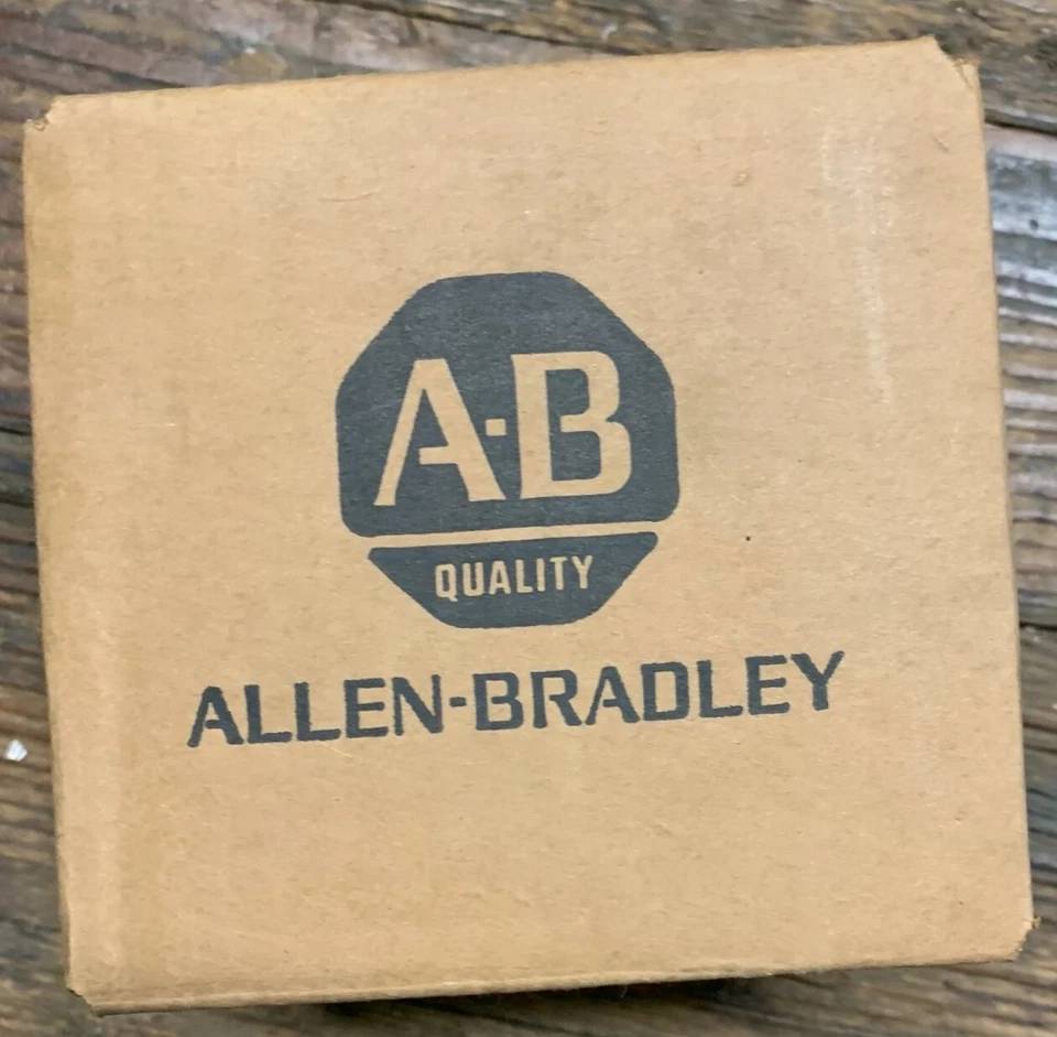 КОНТАКТОР ПЕРЕМЕННОГО ТОКА ALLEN BRADLEY 500-T0D92 СЕРИЯ B NEMA РАЗМЕР 00 2 ПОЛЮСА НОВЫЙ В КОРОБКЕ - Изображение 2 из 4