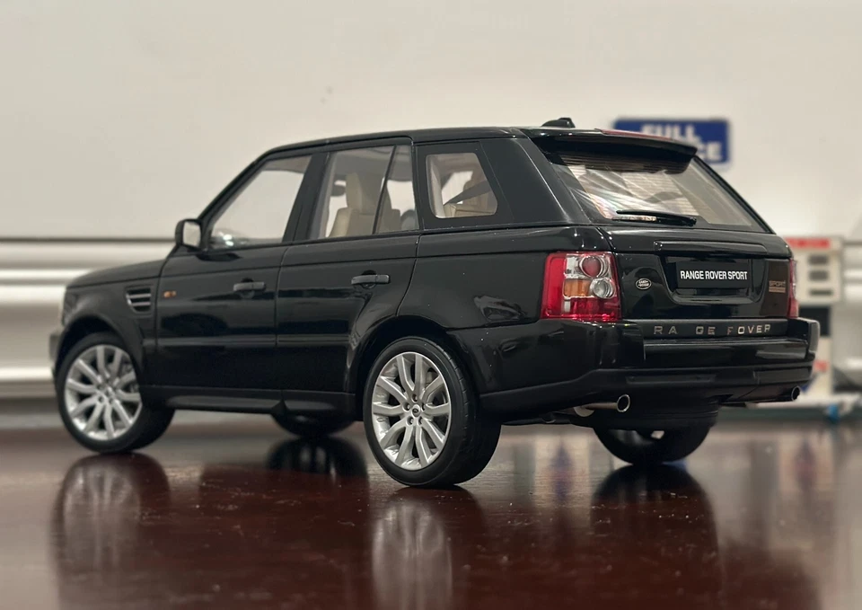 AUTOart Range Rover Sport Black 1/18 Scale Diecast Model Car | Rare - Image 3 of 4