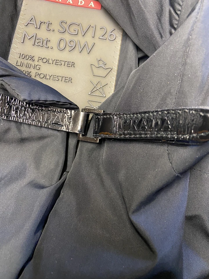 Abrigo para mujer PRADA negro con capucha aislante seco por goteo talla L art.sgv126 mat.09w Foto 3 de 4