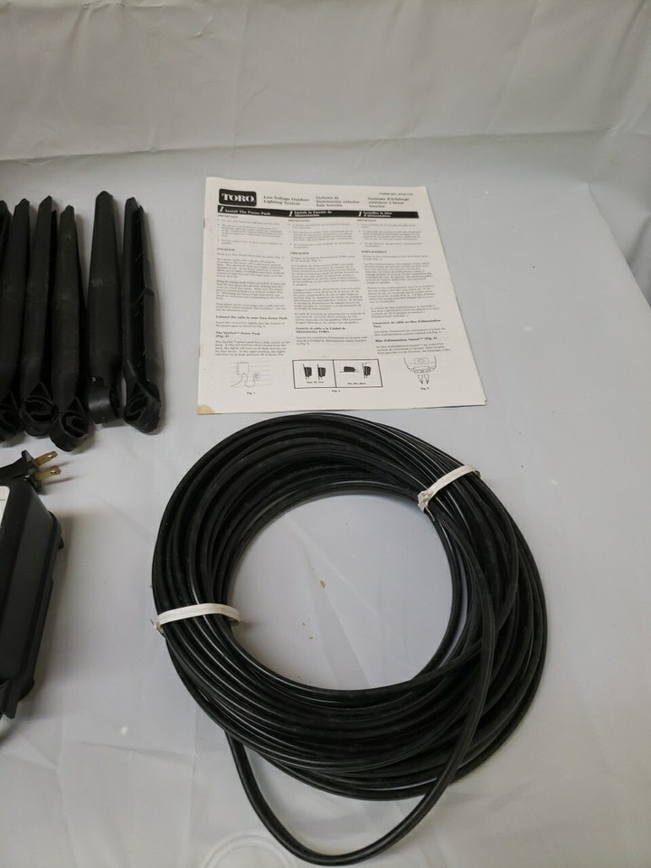 Toro Outdoor Lighting Kit Low Voltage Landscape 9 Lights Model 52452 eBay