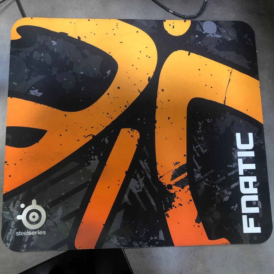 FNATIC STEELSERIES GAMING MOUSEPAD ORANGE/BLACK 17.5"X15.5" 45CM X 40CM - NEW - Image 3 of 3