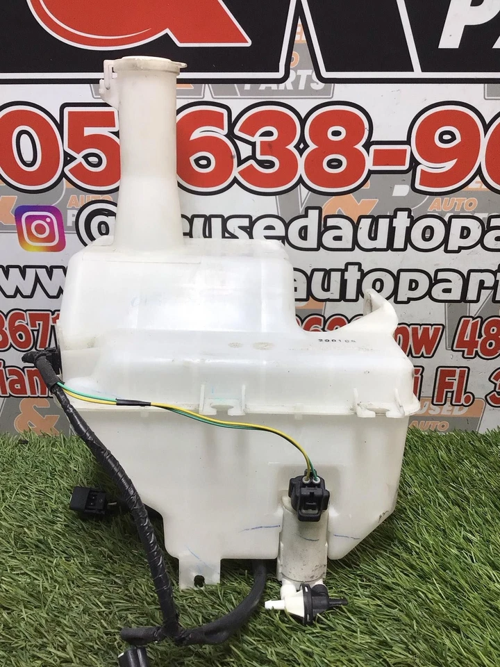 ✅ Botella lavadora MITSUBISHI MIRAGE 2020 Pn:8260A224 OEM Foto 2 de 4