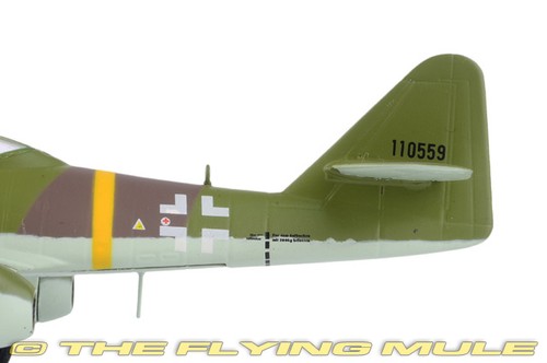 Atlas Editions 1:72 Me 262A Luftwaffe III/EJG 2 Richthofen Heinz Bar Red 13 - Picture 6 of 8