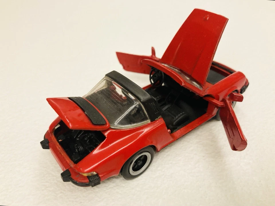 Modellino Porsche 911 Turbo Targa NZG Scala 1:43. 4 Aperture - No Box - Immagine 3 di 4