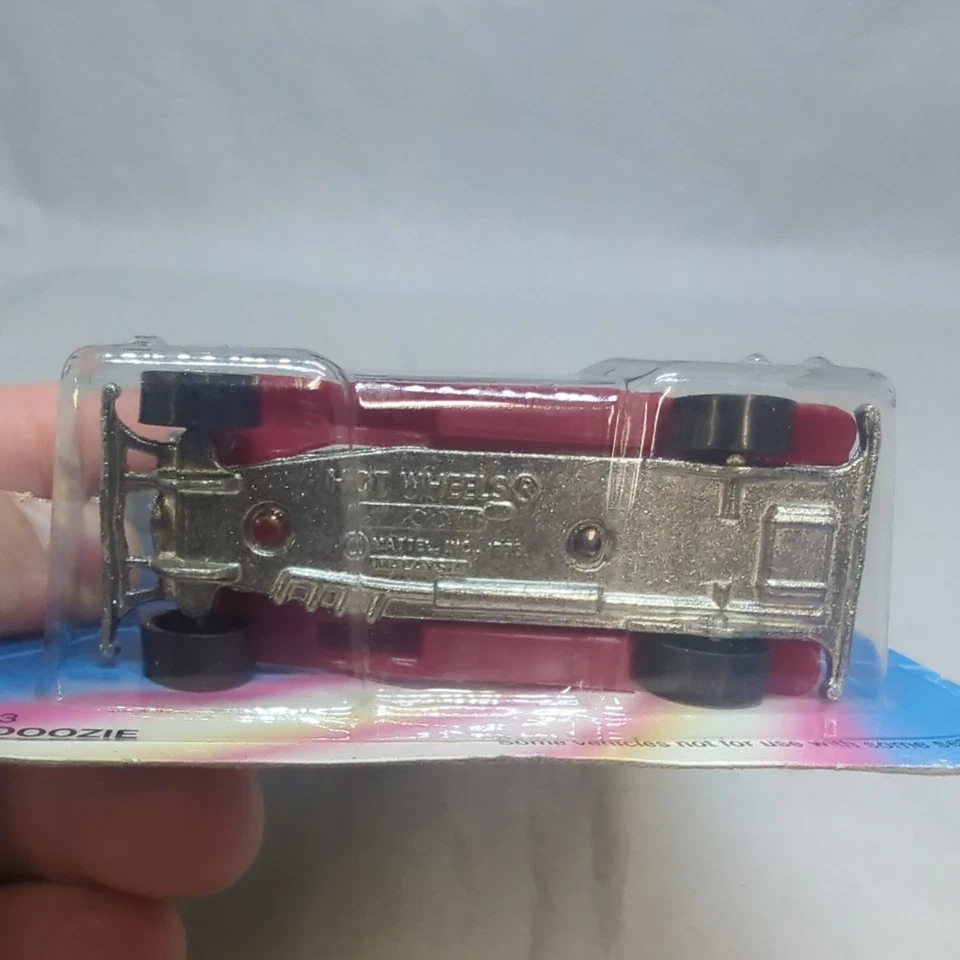 Tarjeta de flota de velocidad Hot Wheels '31 Doozie' de colección en sello granate 1986 Foto 3 de 4
