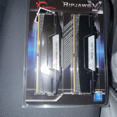 G.SKILL Ripjaws V Series 16GB (2 x 8GB) 288-Pin PC RAM DDR4 3200 (PC4 25600)