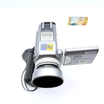 Sony Handycam DCR-PC120 miniDV Camcorder Carl Zeiss 10x Super