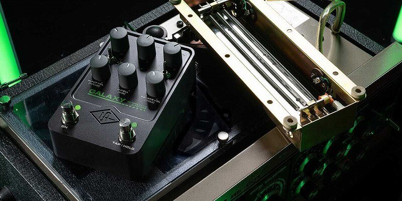 Universal Audio UAFX Galaxy 74 Tape Echo & Reverb Delay Universal Audio UAFX Galaxy 74 Tape Echo & Reverb Delay