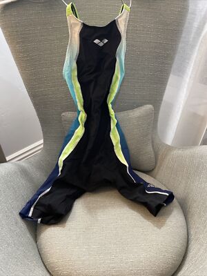 Arena Japan FAR-0532WJ R140 Kneeskin, Black/Blue/Green (similar US Sz youth 22)