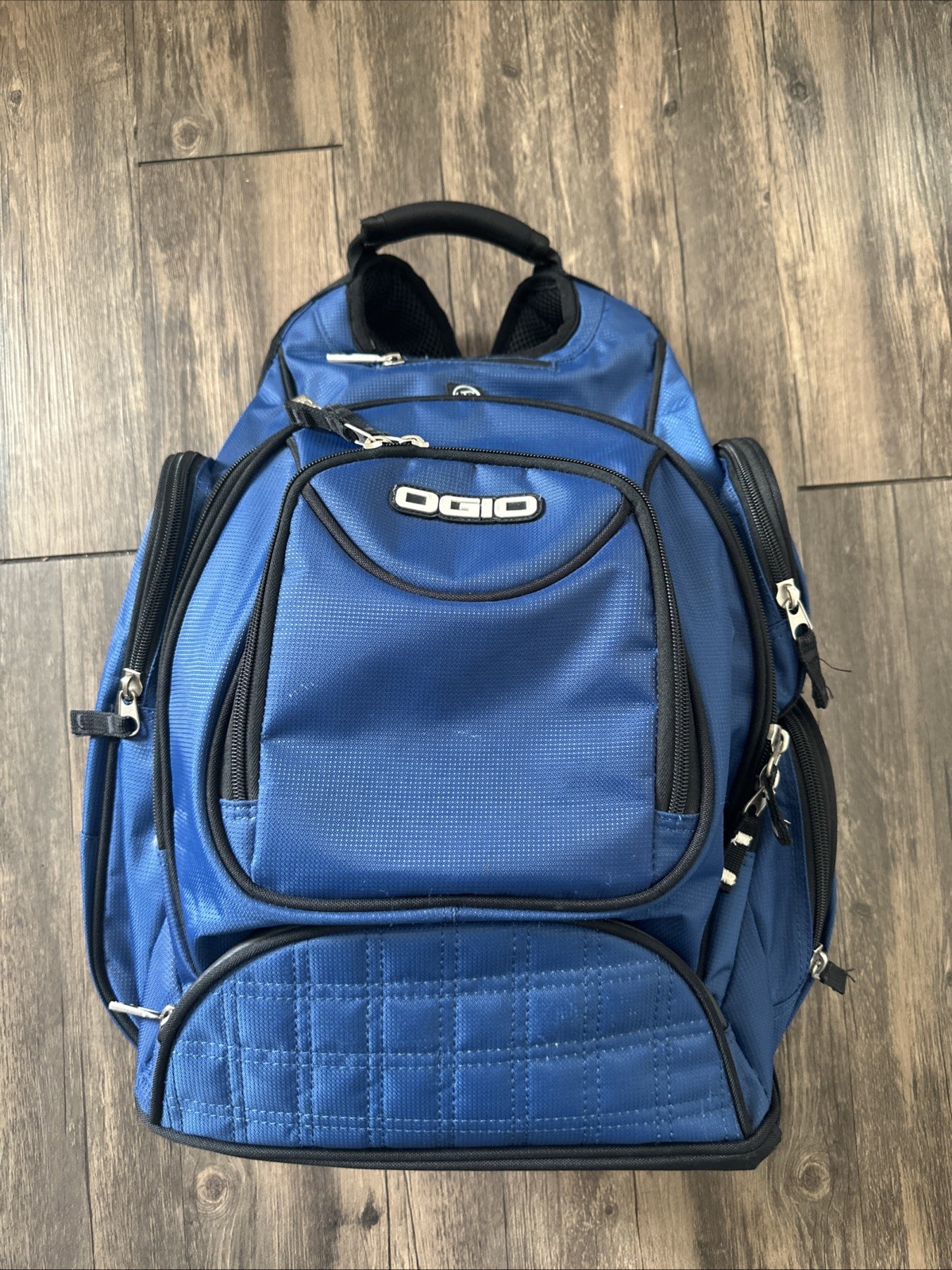Ogio Metro Backpack Multiple Pockets - image 1