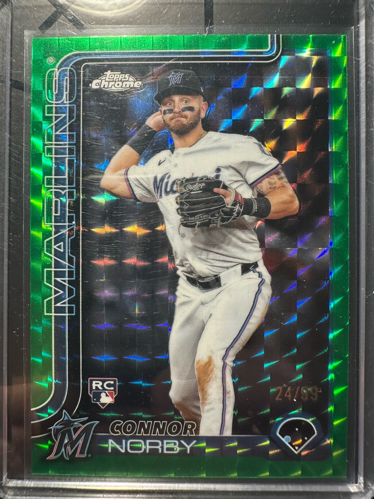 2025 Topps Chrome - Connor Norby #199 Green Geometric Refractor /99 (RC)