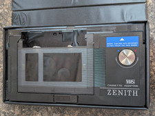 Zenith VHS Cassette Adapter VAC414 VHS-C to VHS w/ Case