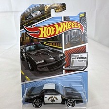 Hot Wheels 1:64 1985 Chevrolet Camaro Highway Patrol Police Car Diecast 1/5