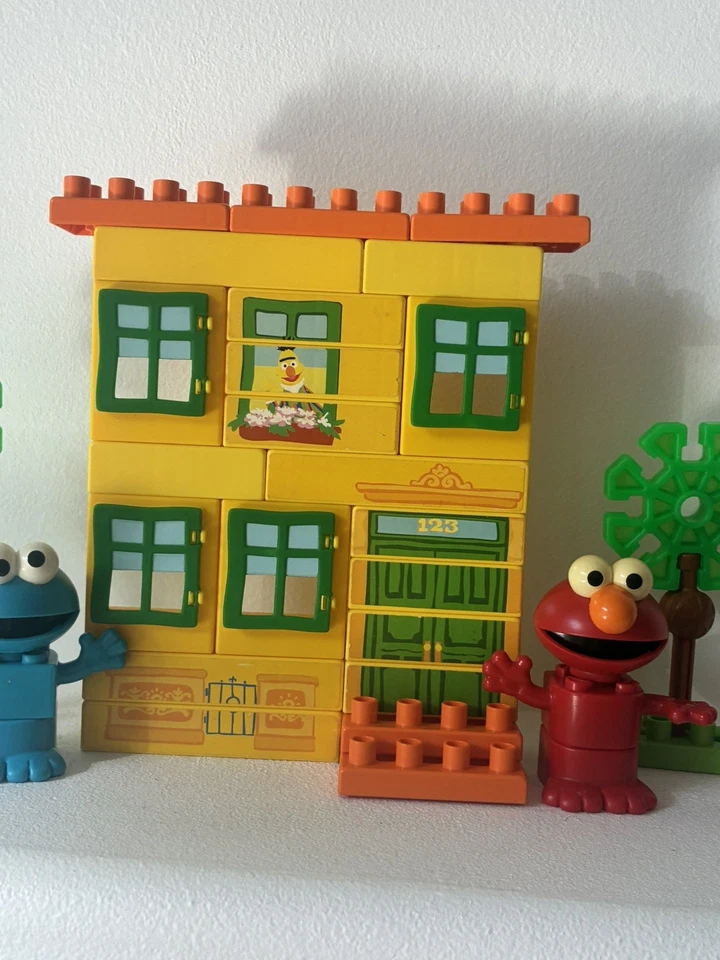 Kid Knex 芝麻街邻里 123 Brownstone Elmo 饼干 — 第 4/4 张图片