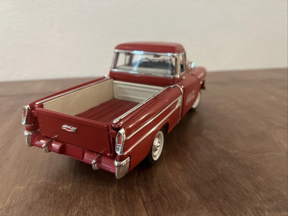 Johnny Lightning Coca-Cola 1957 Chevy Cameo Mint Edition CHASE 1:24 Diecast - Image 2 of 4