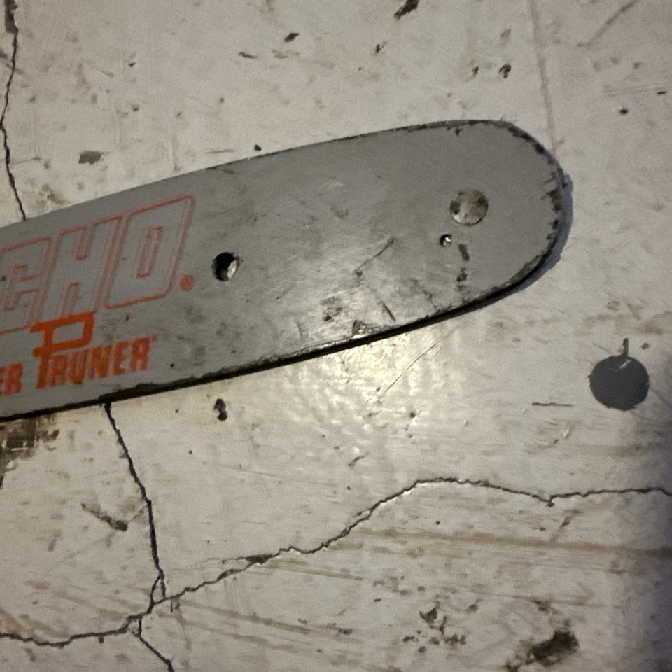 GENUINA CAJA DE ENGRANAJES PODADORA ECHO POWER Y HOJA 12” Protector agrietado Foto 4 de 4