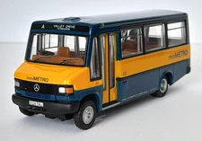 EFE 24903 Mercedes Plaxton Beaver Minibus - Mini Metro / Orpington- Scale 1:76
