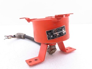 Appleton SSN-14 Continuous Swivel Base For Reel 3 Tabs Aluminum Housing 600V