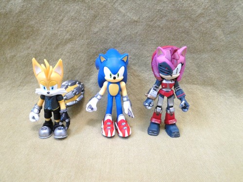 Sonic Prime - New Yoke City Figure Collection: Sonic, Rusty Rose, & Tails Nine