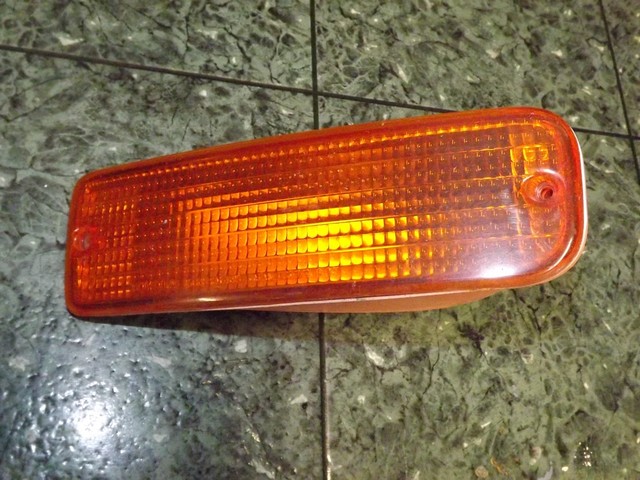 96-02 OEM Genuine Toyota 4Runner N180 driver turn signal light lens 35-69L FL | eBay