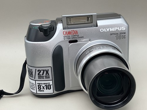 OLYMPUS CAMEDIA C-700 Ultra Zoom 2.1MP Digital Camera from Japan 64mb SD - Picture 3 of 19