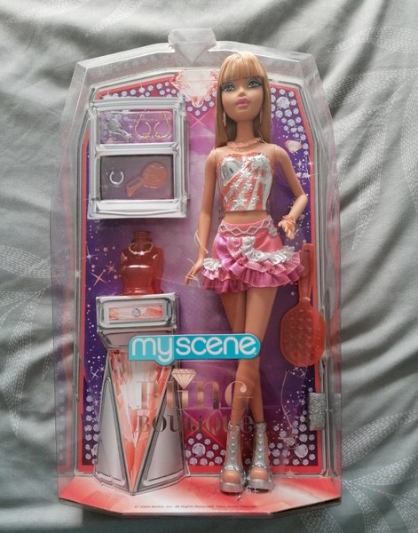 Barbie My Scene Nia Bling Boutique Doll Muñeca
