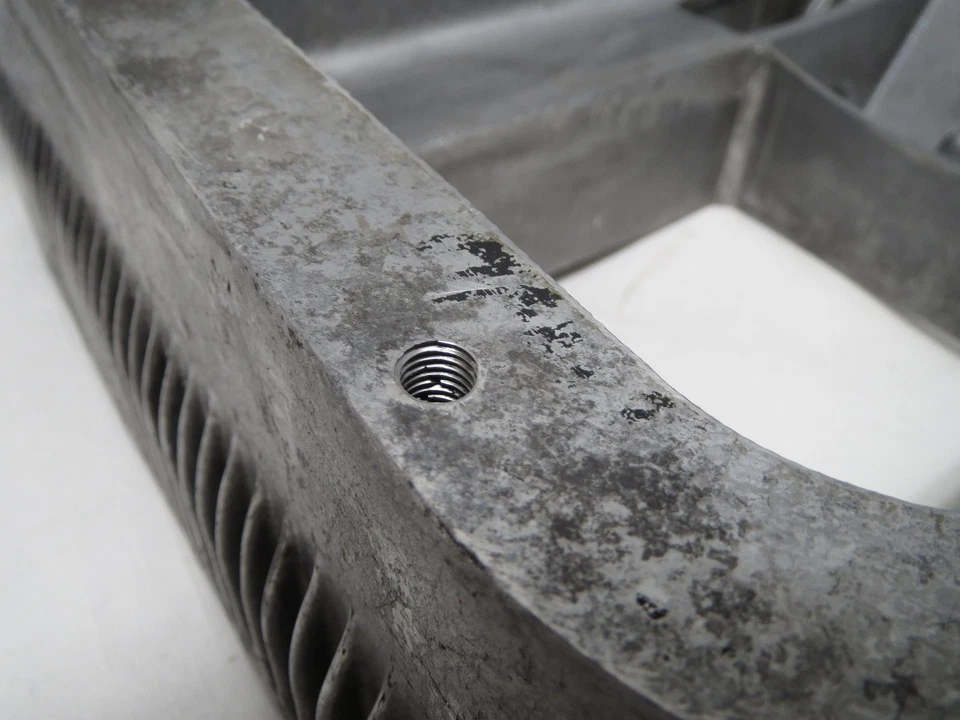 Alfa Romeo 1969-81 Spider GTV Berlina 1750 2000 ВЕРХНИЙ МАСЛЯНЫЙ ПОДДОН 105 115 - Изображение 3 из 4