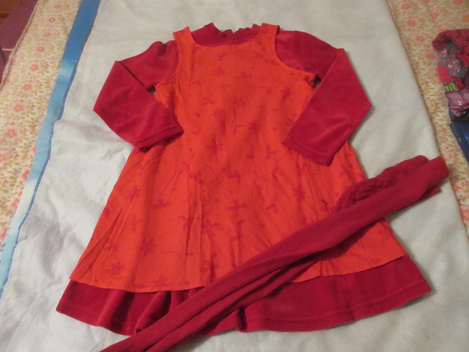 ensemble 8 ans:robe manches longues velours et surrobe marese,collants - Photo 1/1