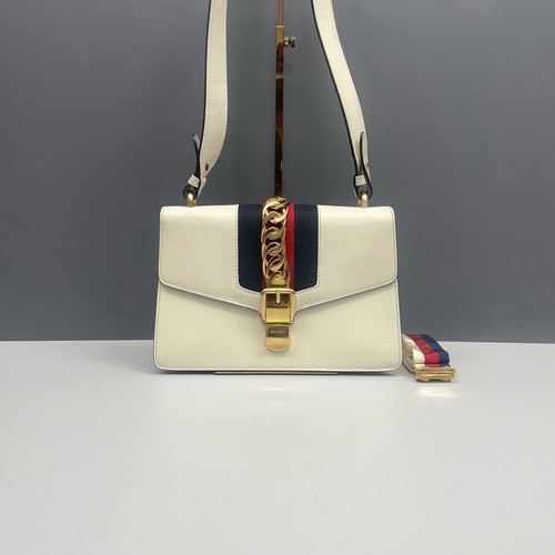 Authentic Pre-owned Gucci Medium Sylvie Shoulder Crossbody Bag in Off-White