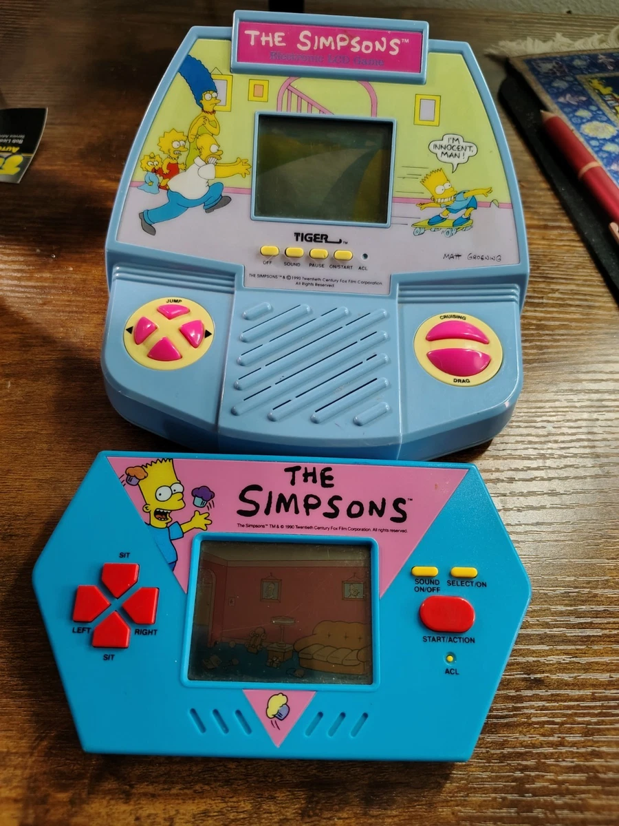 超激レアThe Simpsons 携帯型ゲームセット Amazon.com: The Simpsons Sez Sound Matching Electronic Handheld