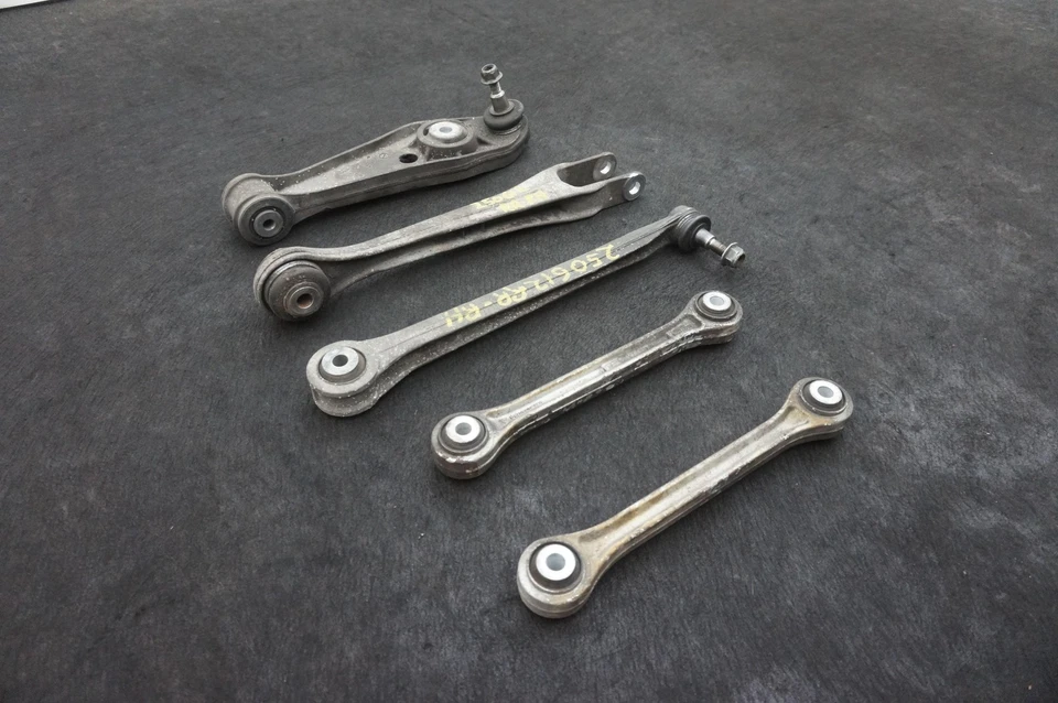 Juego 5 Brazos de control superior e inferior trasero derecho 99733104504 Porsche 911 Turbo 996 01 Foto 3 de 4