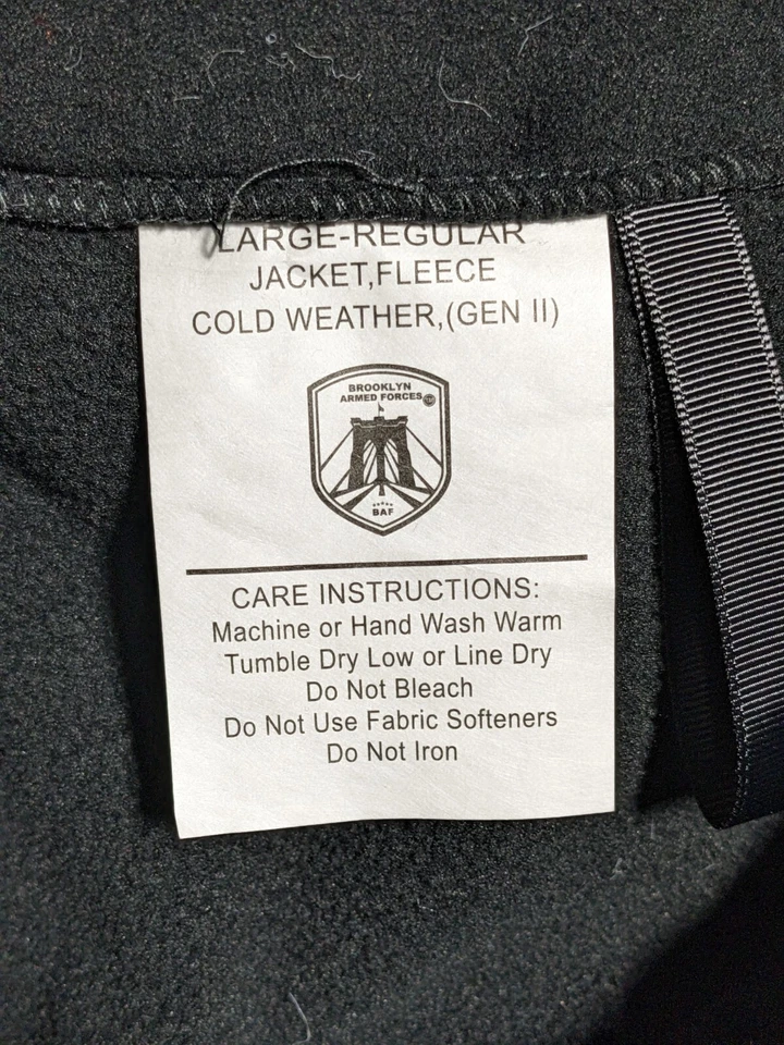 US Army Polartec 300 Fleece Jacket Liner ECWCS Black NIB B.A.F. - Image 3 of 4