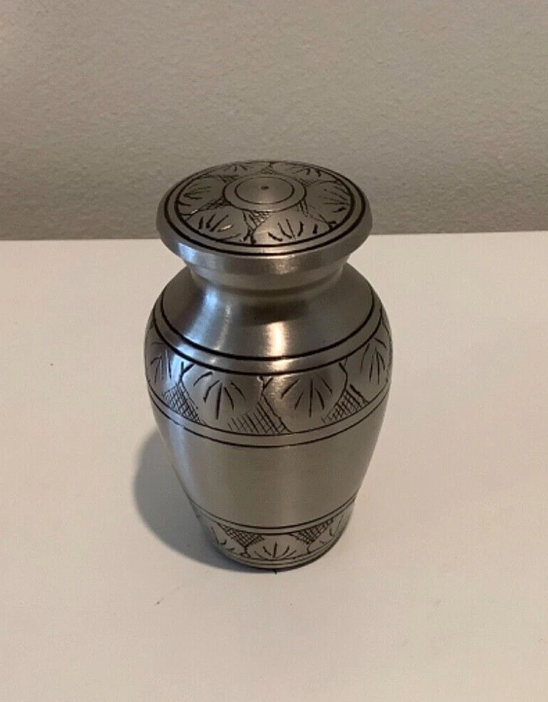 Picture 2 of 4