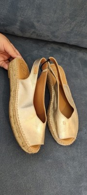 Tony Pons golden open toe spadrilles size (EU39) (US 9)