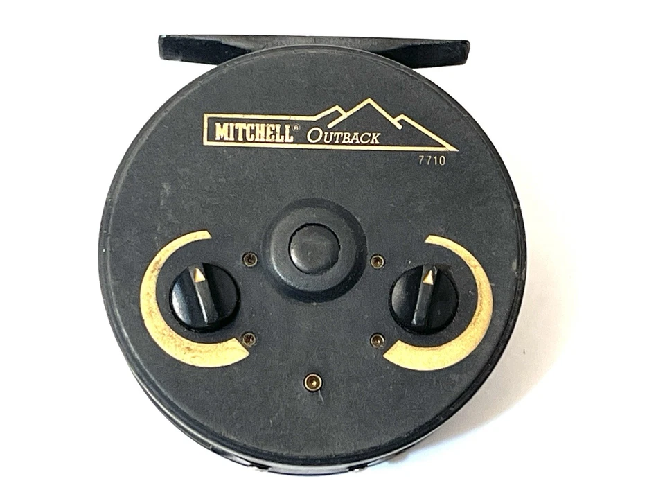 Vintage Fly Fishing reel Mitchell 7710, Nice Condition - Image 2 of 4