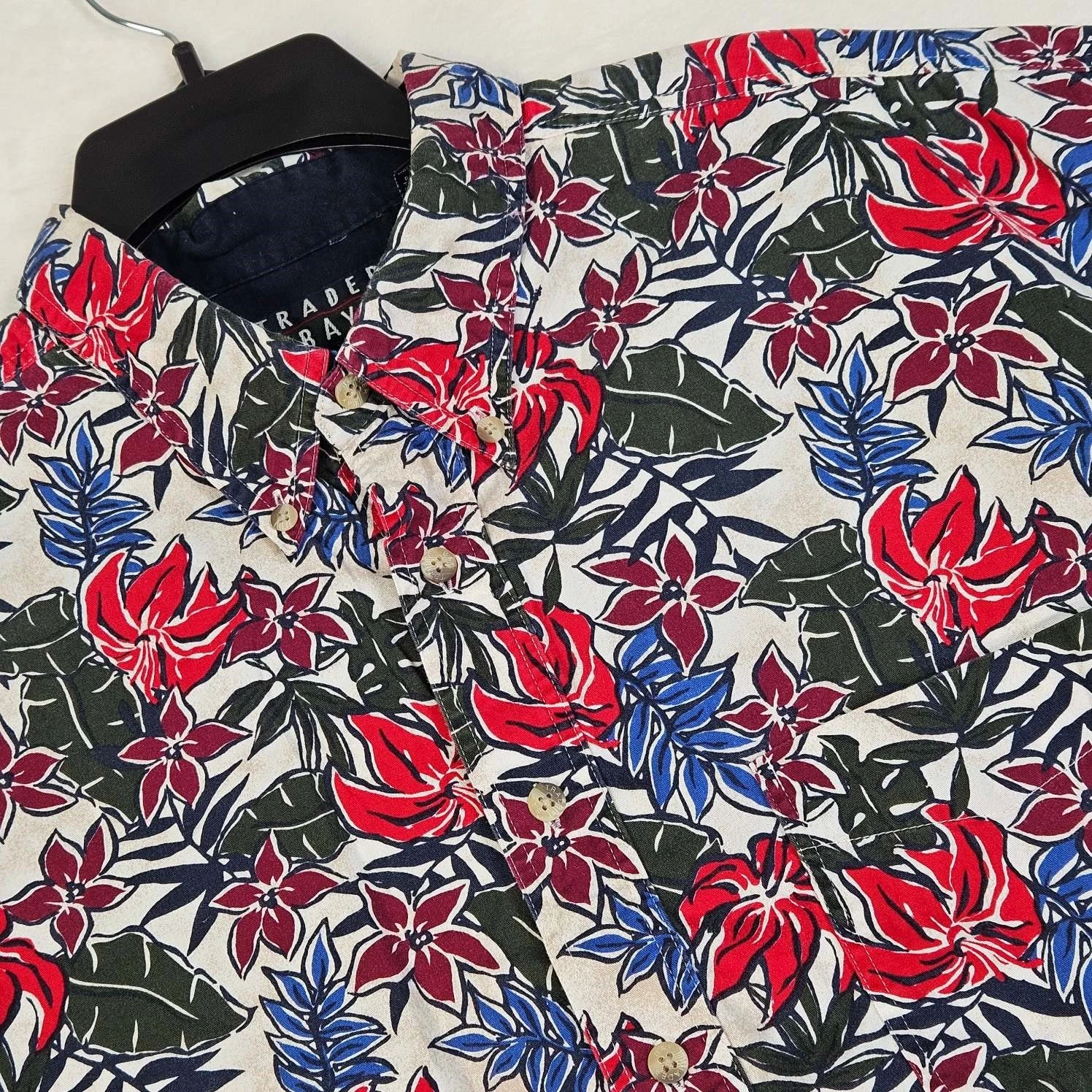 Trader Bay Hawaiian Shirt Mens X-Large Short Sleeve Button-Down Tropical Print