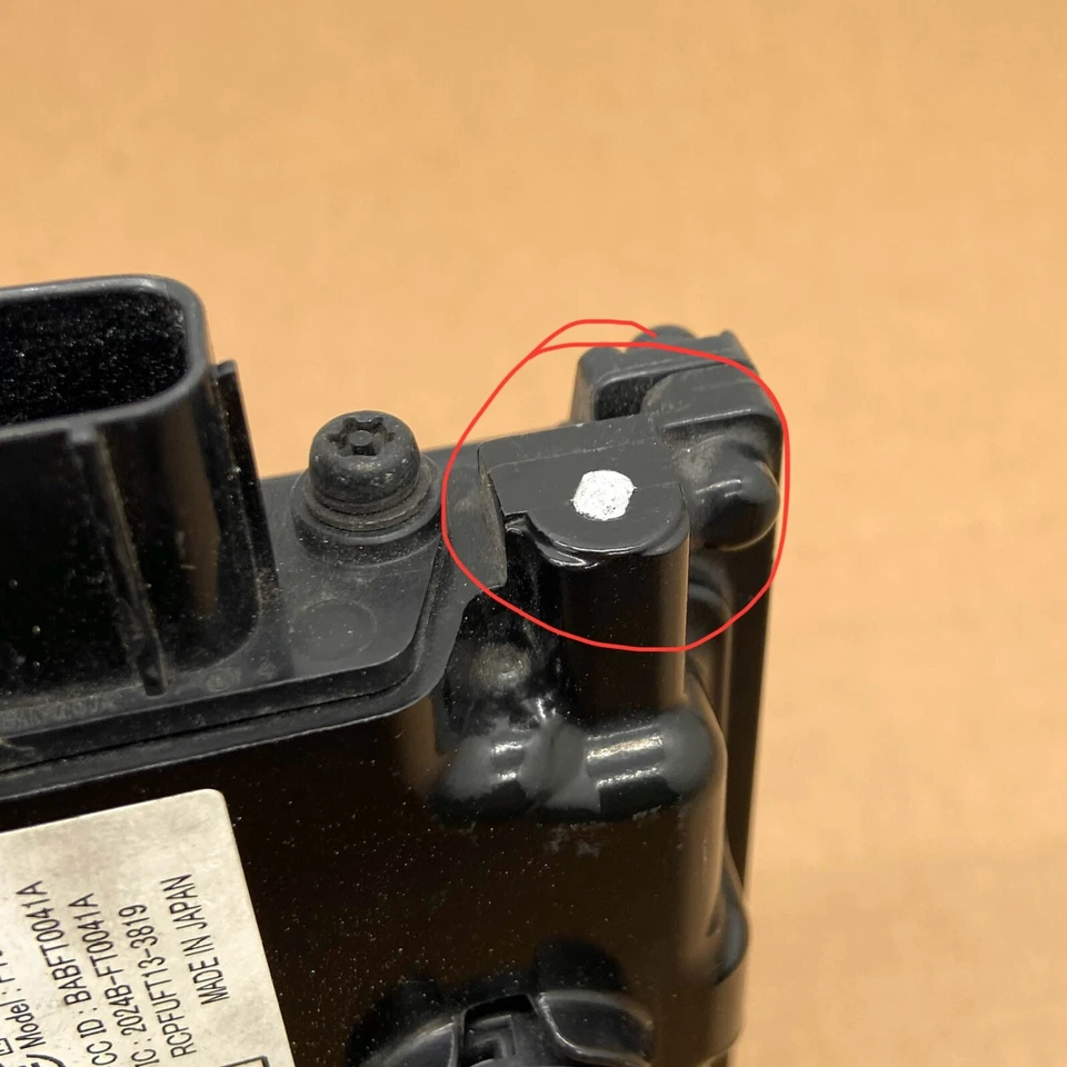 Conjunto de unidad de radar adaptativo de control de criuse sensor de distancia Honda Fit OEM 18-19 Foto 3 de 4