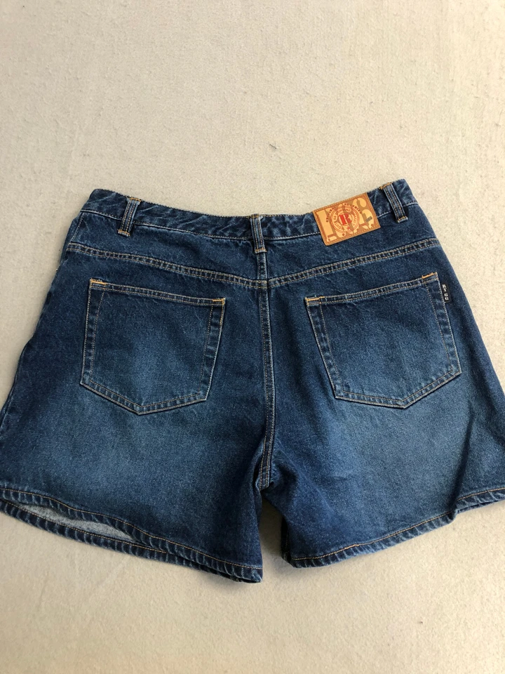 Route 66 Women's 16 Bottoms Blue Short Denim Shorts - Image 3 of 4
