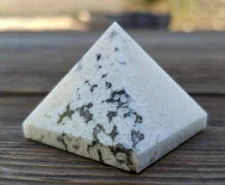 SCOLECITE NATURAL LARGE GEMSTONE CRYSTAL PYRAMID 40mm [20]