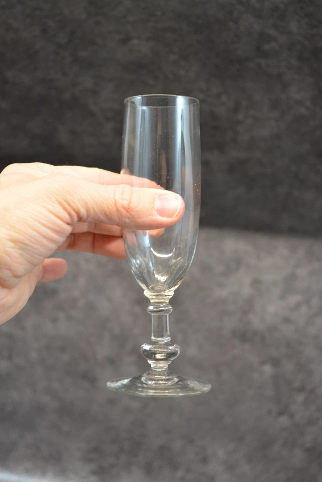 LOT DE 3 COUPE / FLUTE A CHAMPAGNE ANCIENNE REF AP158 - Photo 4/4